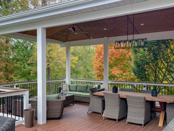 Deck Enclosure Construction in Chesterland
